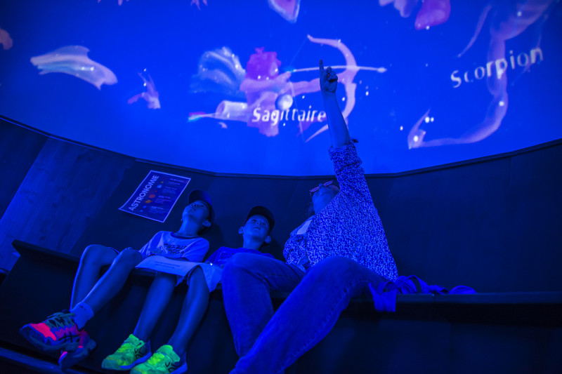 Plan&eacute;tarium
