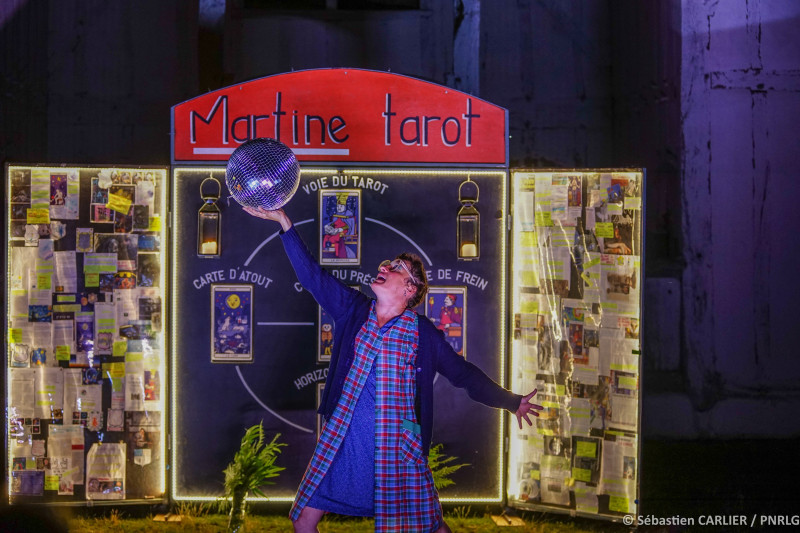 tarot-de-la-nuit-paysage-compagnie-midi-l-ouest-seb-carlier-1094386 tarot-de-la-nuit-paysage-compagnie-midi-l-ouest-seb-carlier-1094386